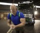 Volvo Trucks ve Dünyanın En Güçlü Adamı, Oldukça Ağır Bir Yük Taşımacılığı Testi İçin Bir Araya Geliyor